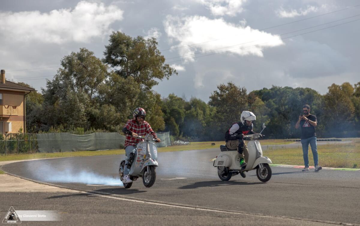 Vespe in Volo 2025, a Latina l'evento dell'associazione MotoPippe - 