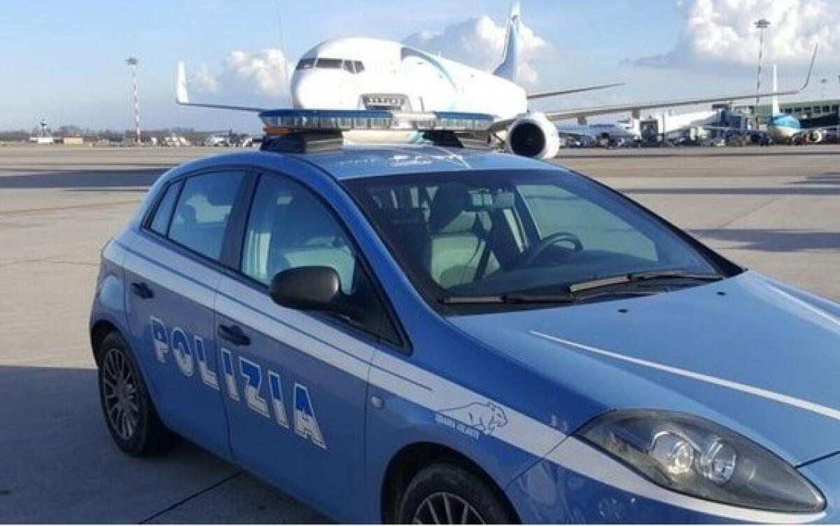 Immigrazione irregolare, la Polizia di Latina accompagna alla frontiera e rimpatria due cittadini stranieri. - 