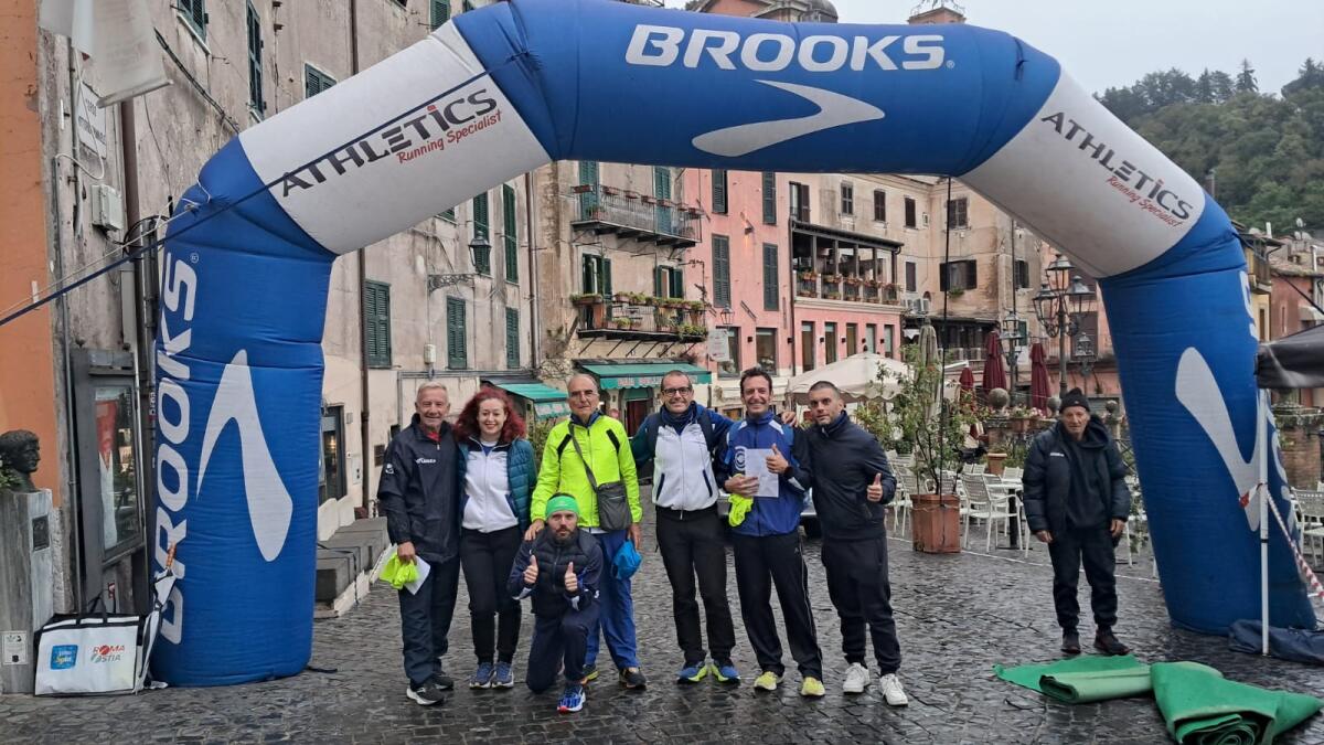 Di corsa tra Castelli romani I podisti apriliani primeggiano alla mezza maratona di Nemi - 