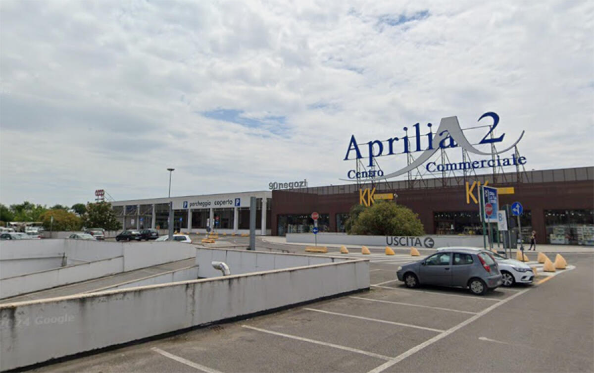 Aprilia 2, il centro commerciale aperto tutto il giorno sabato 1 novembre - 