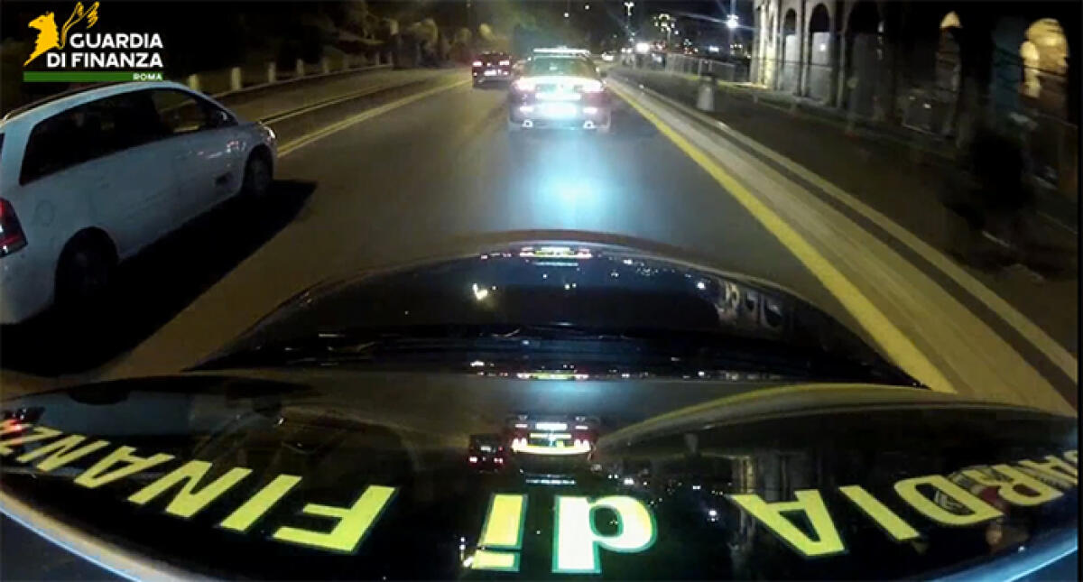 130 chili di cocaina sotto sequestro e 8 arresti. Operazione dei finanzieri del Comando Provinciale di Roma. - 