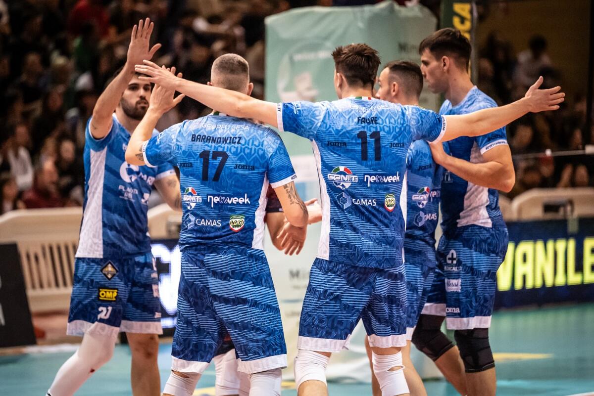 Superlega, Cisterna Volley accoglie al Palasport di via delle Province la Valsa Group Modena. - 