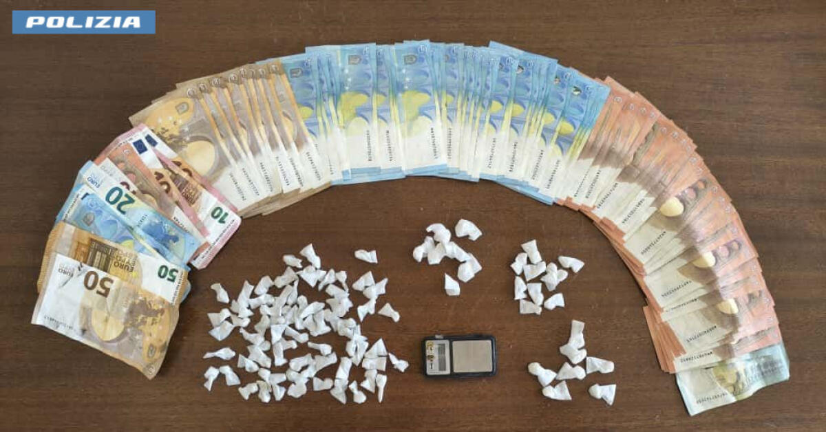 Lotta allo spaccio. La Questura di Roma mette in manette 10 persone, tra pusher e vedette. - 