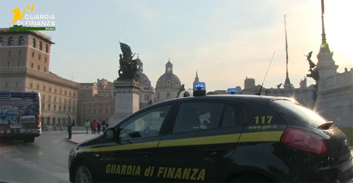 Frode in materia di bonus edilizi. Custodia cautelare in carcere per un imprenditore edile. Sequestro per oltre 10 milioni di euro. - 