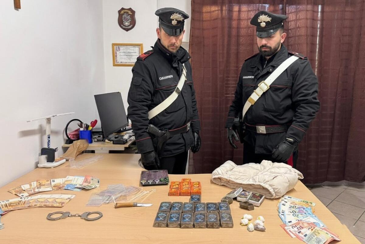 Nemi, aggredita e poi rapinata dal compagno. I Carabinieri arrestano 3 persone a Genzano e sequestrano oltre due chili di droga. - 
