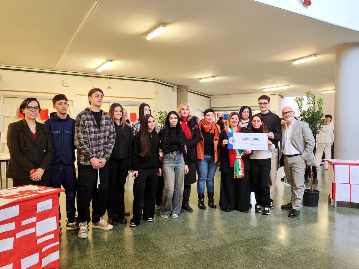 Pomezia, prima edizione del Premio “Giulia Cecchettin”. Vincono gli studenti dell’Istituto Largo Brodolini. - 
