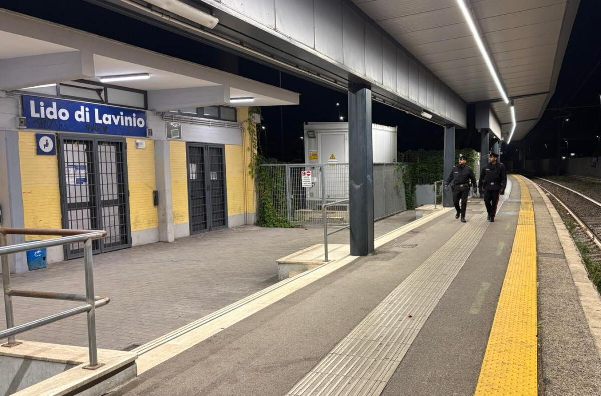 Blitz dei Carabinieri nella zona della stazione di Lavinio: denunce, sequestri di droga e sanzioni per oltre 18mila euro. - 