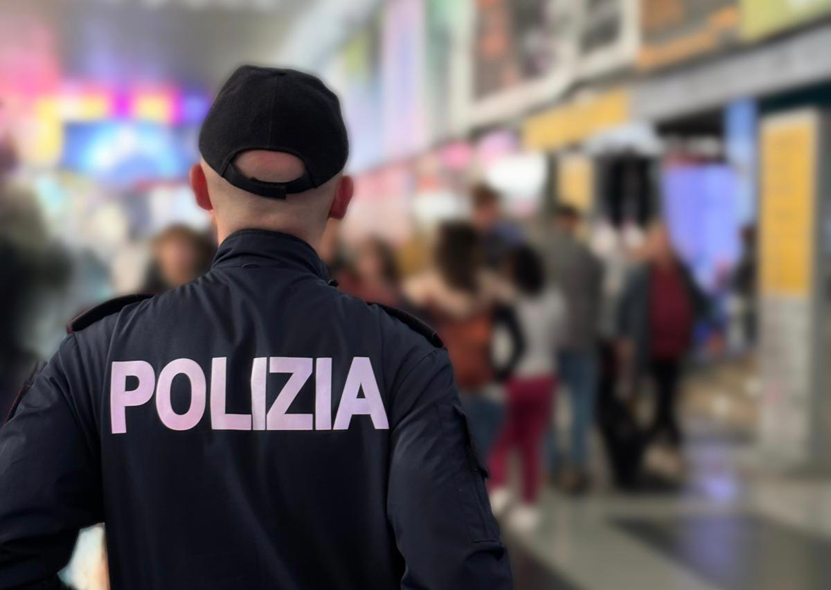 Due rapina in 24 ore alla stessa vittima, 33enne in arresto - 