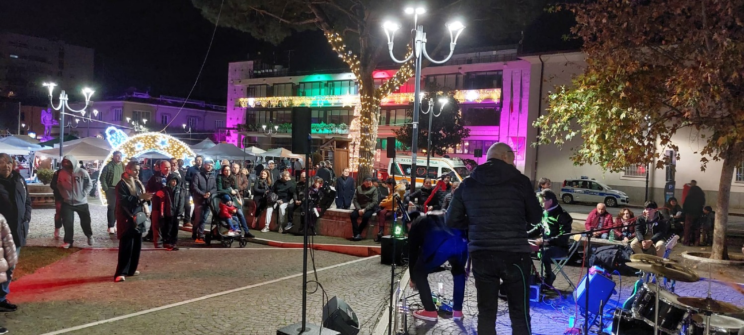 Aprilia - Si chiude con successo la terza domenica dei festeggiamenti di Natale - 