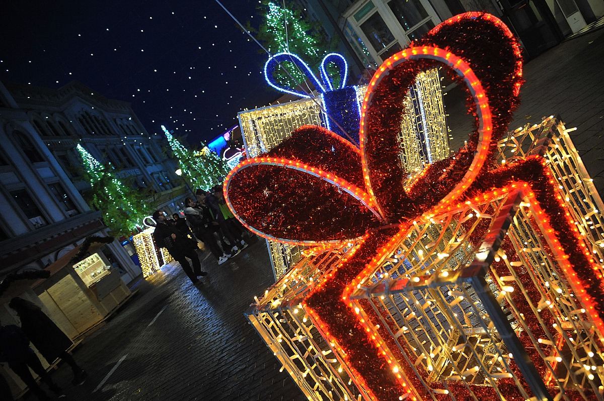 Cinecittà World accende le feste da Santo Stefano alla Befana tra attrazioni, show e un Capodanno non-stop - 