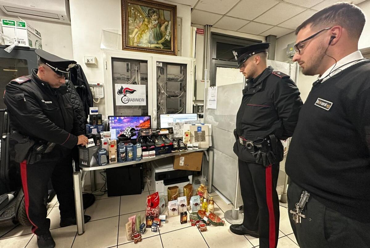 In tre sorpresi a rubare all’interno dell’outlet di Valmontone. Il Tribunale di Velletri convalida gli arresti. - 