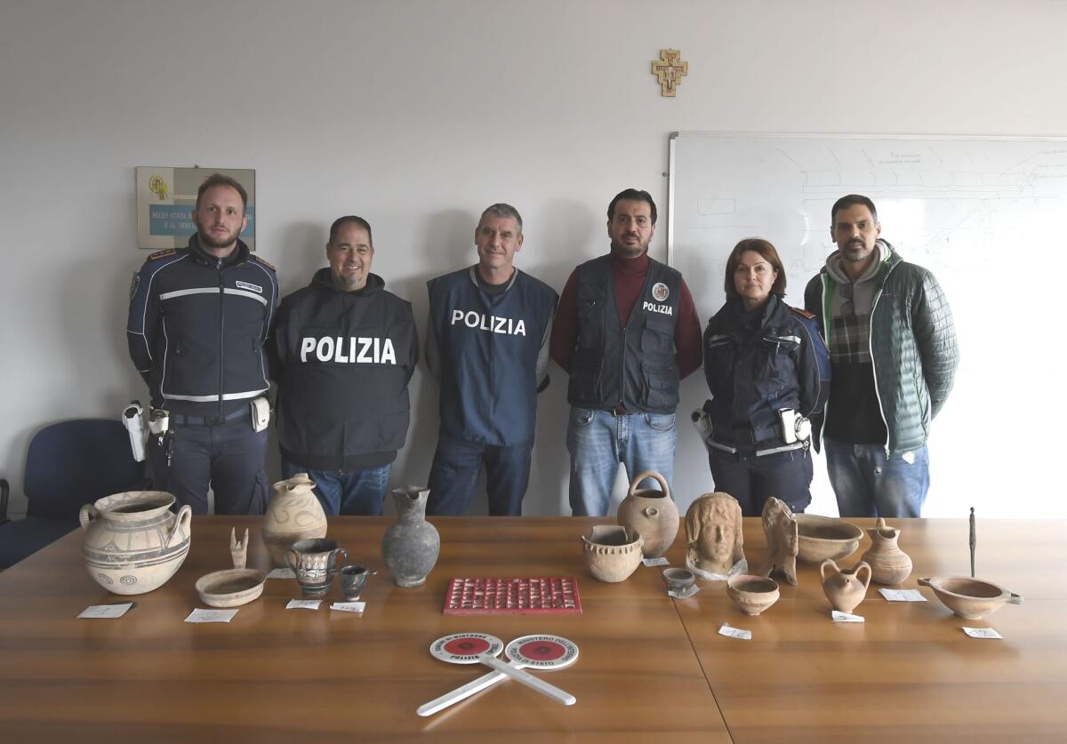 Recuperati dalla polizia di Formia importanti reperti archeologici - 