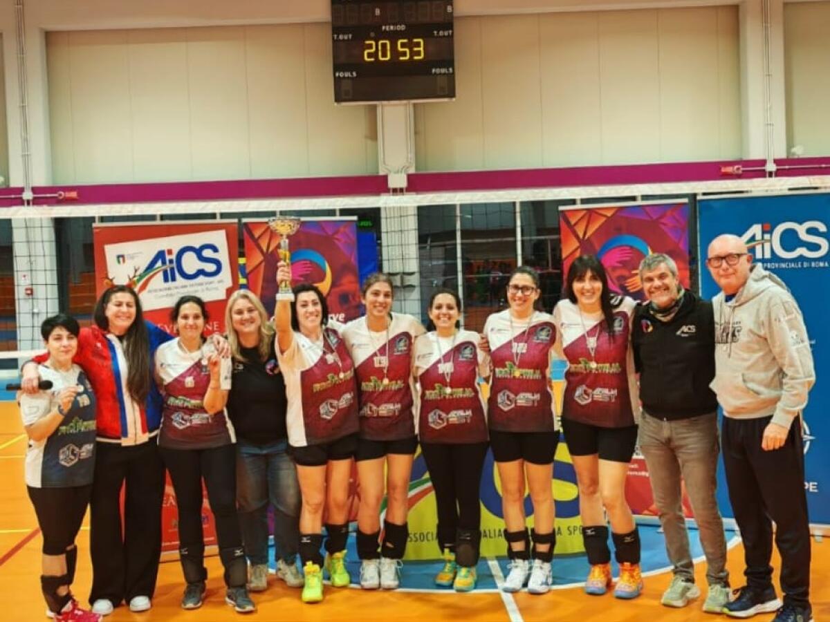 Trionfo per le Mamasharks al torneo della società Roma X Team Ohana - 