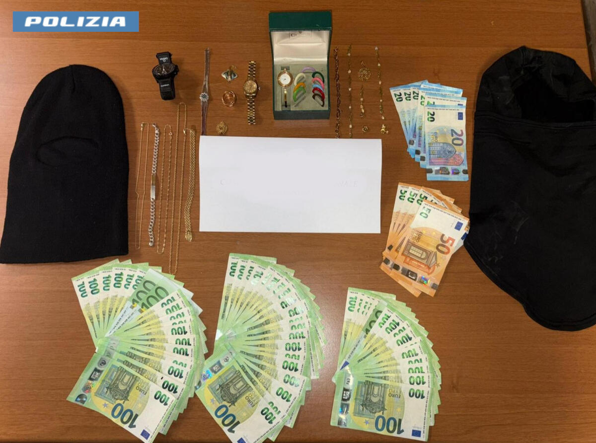 Fuggono a bordo di un suv dopo il furto di gioielli in una villa ai Castelli Romani, arrestati - 