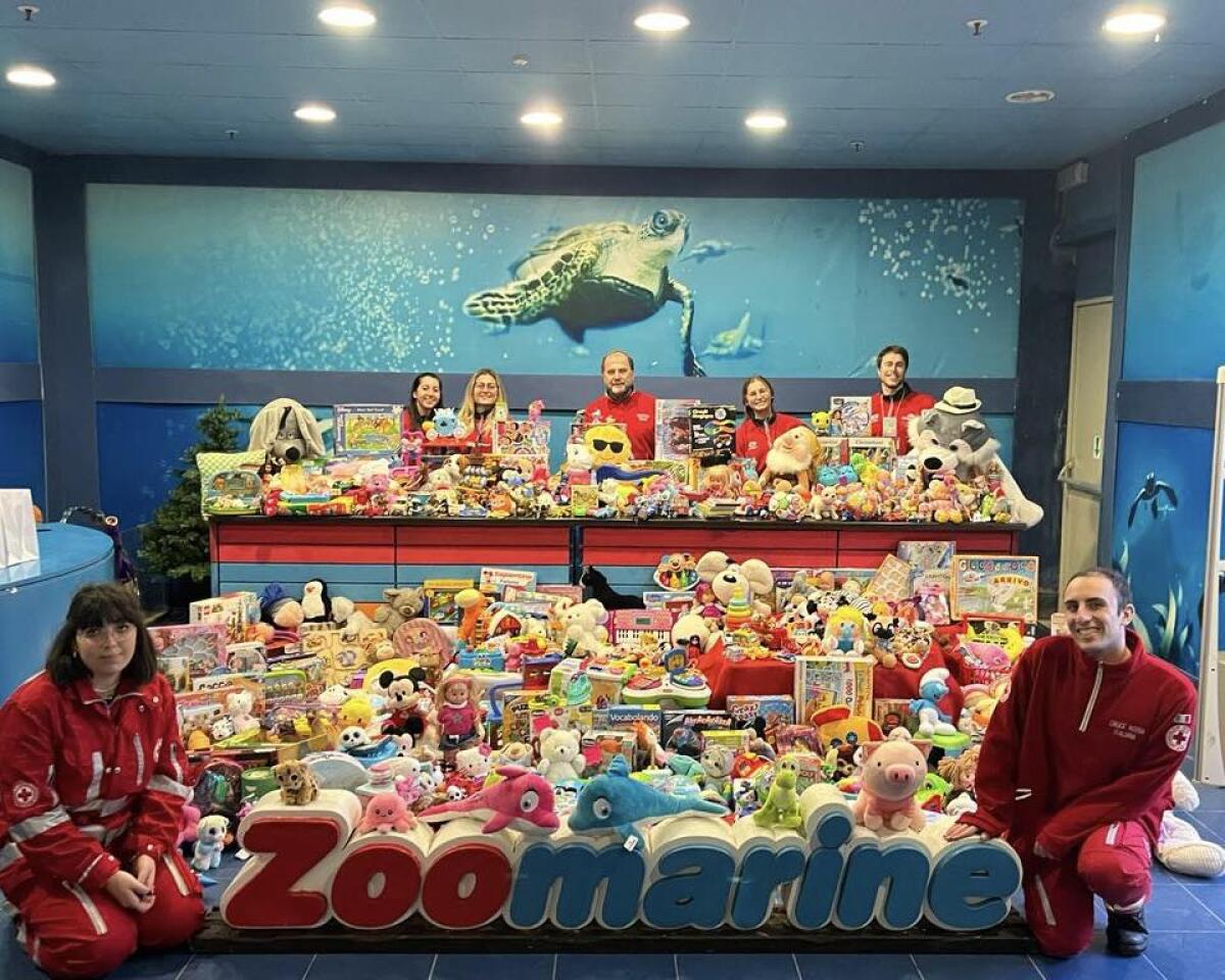 “La seconda vita dei giocattoli”. A Zoomarine, riparte la campagna solidale del riciclo. Due giorni di Festa del Natale con Lucilla e Daisy Dot. - 