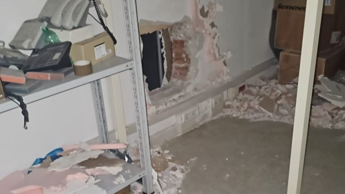 La Polizia sventa un colpo in una banca della Capitale  e arresta della “banda del buco”. - 