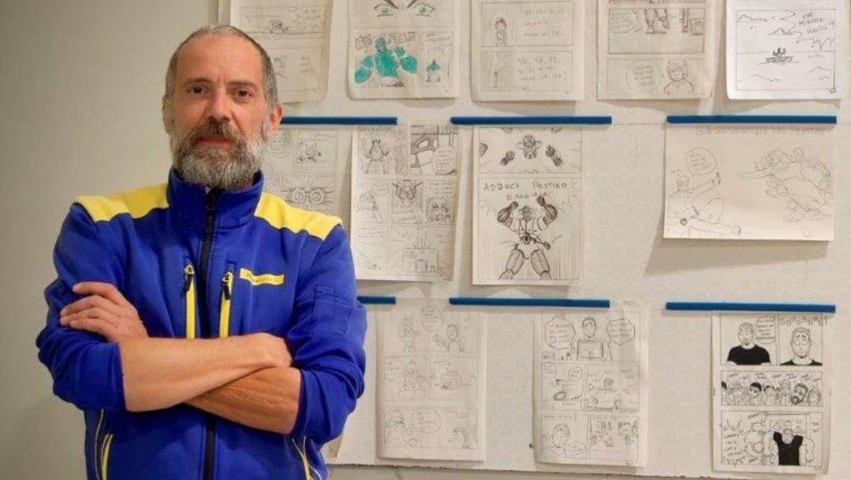 Ad Aprilia il portalettere che racconta il lavoro quotidiano in vignette. - 