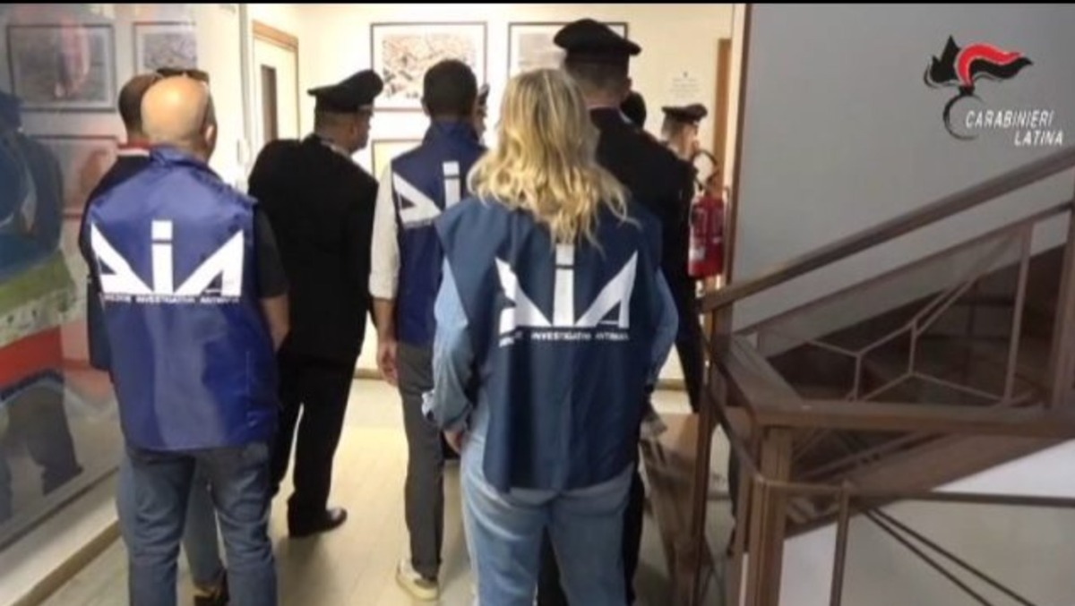 Aprilia, processo “Assedio”: l’attentato alla Tesei Bus e l’appalto Tpl pilotato al centro della nuova udienza. - 