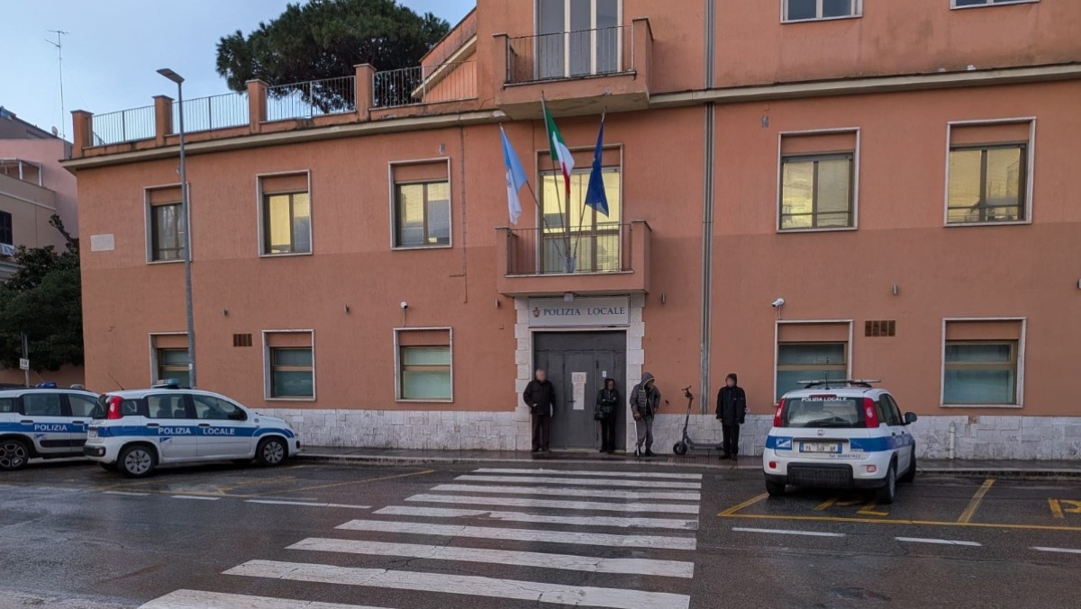 Anzio, anagrafe e urgenze CIE: “un sistema disumano che va cambiato subito”. - 