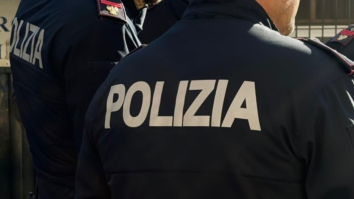 Movida nella Capitale: sequestrato dalla Polizia un night club abusivo nel cuore della Città. - 
