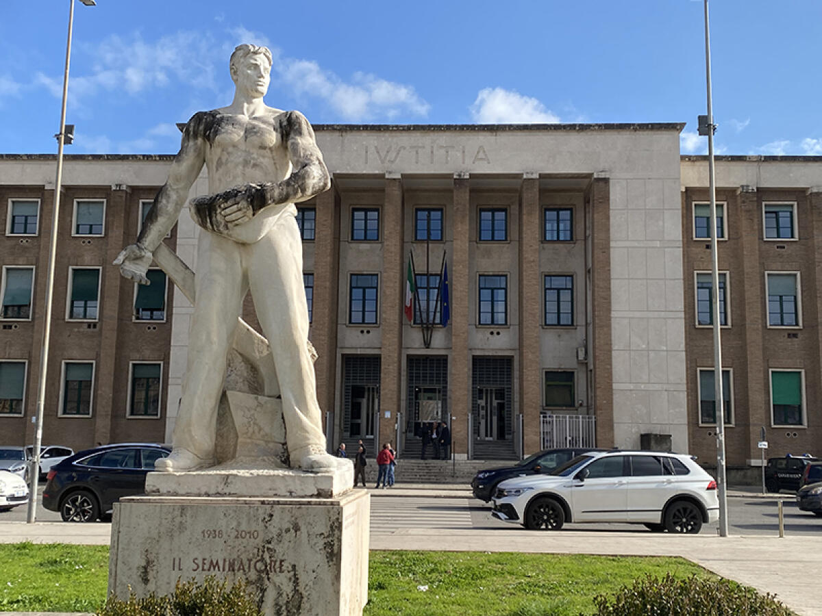 Investì e uccise un giovane in bici, 26enne di Latina patteggia la pena - 