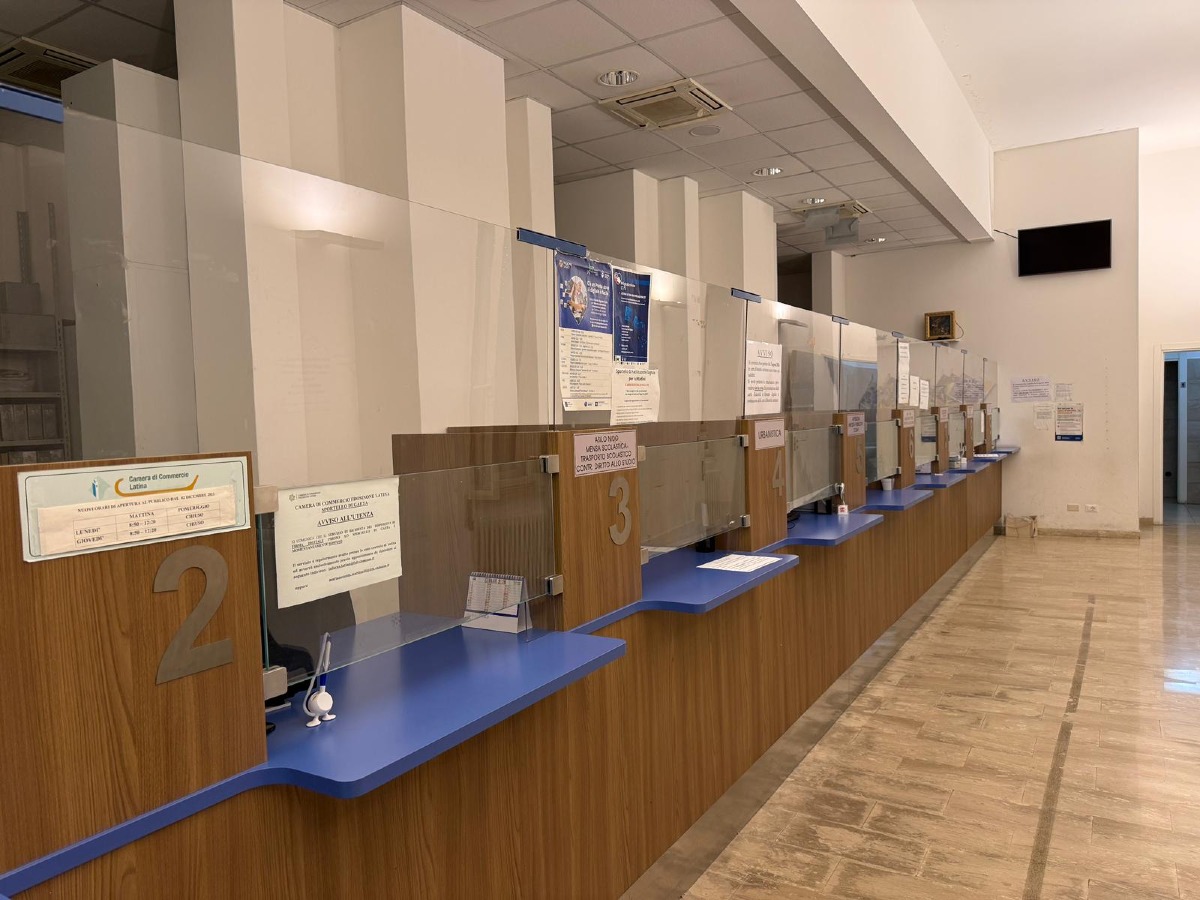 Stop alle carte d'identità cartacee, a Gaeta nuovi orari per gli uffici - 