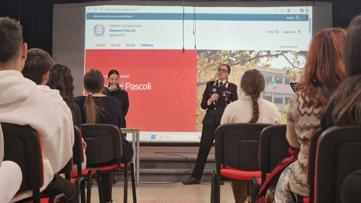 Aprilia, cultura della legalità e prevenzione del bullismo. L’Istituto Pascoli incontra l’Arma dei Carabinieri. - 