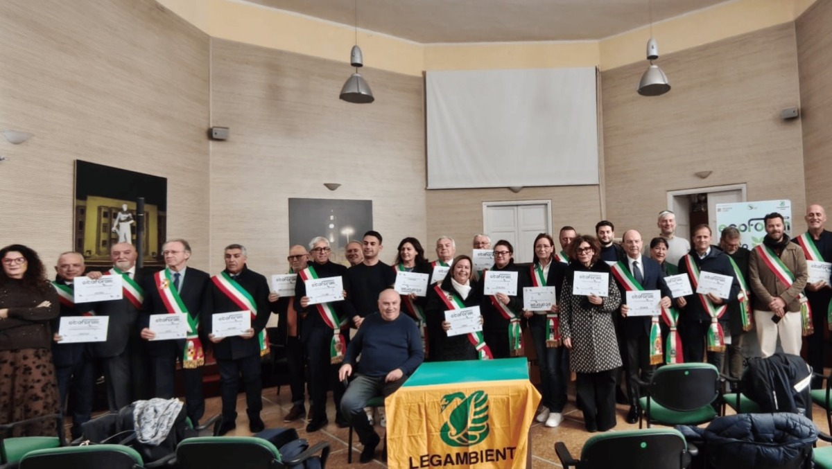 A Latina l’Ecoforum provinciale di Legambiente, premiati i “Comuni Ricicloni”: ben 23 Comuni pontini su 33. - 