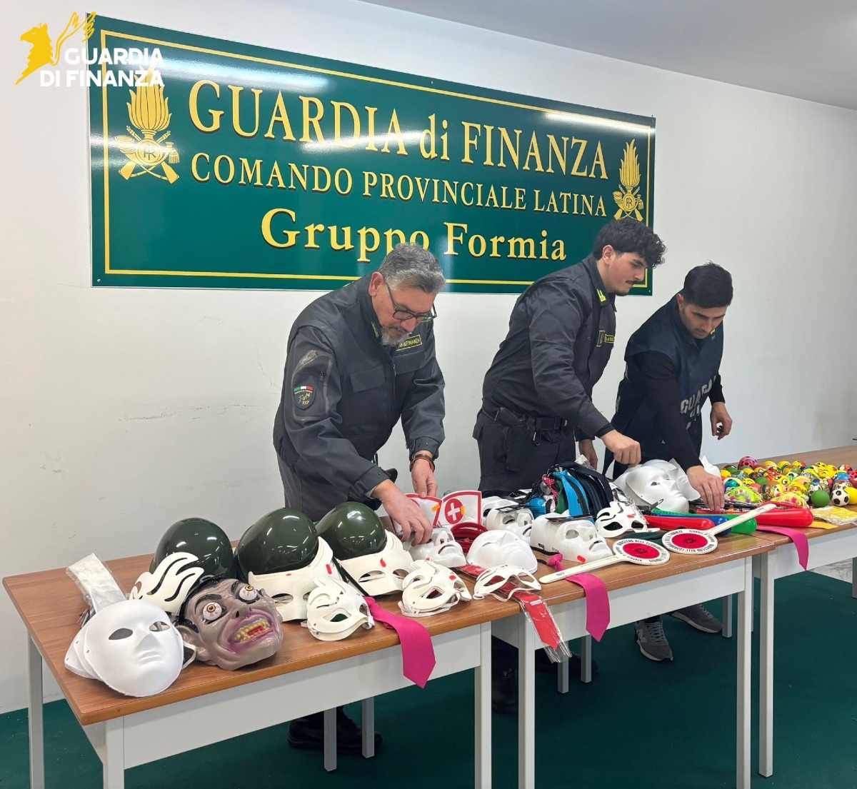Carnevale sicuro, sequestrati 250 articoli non a norma - 