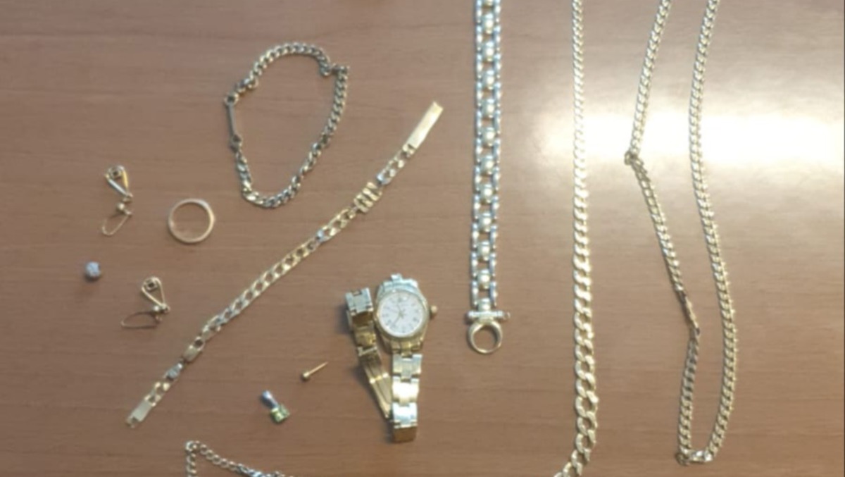 Dalla provincia di Roma a Perugia per truffare una coppia di anziani coniugi. - 