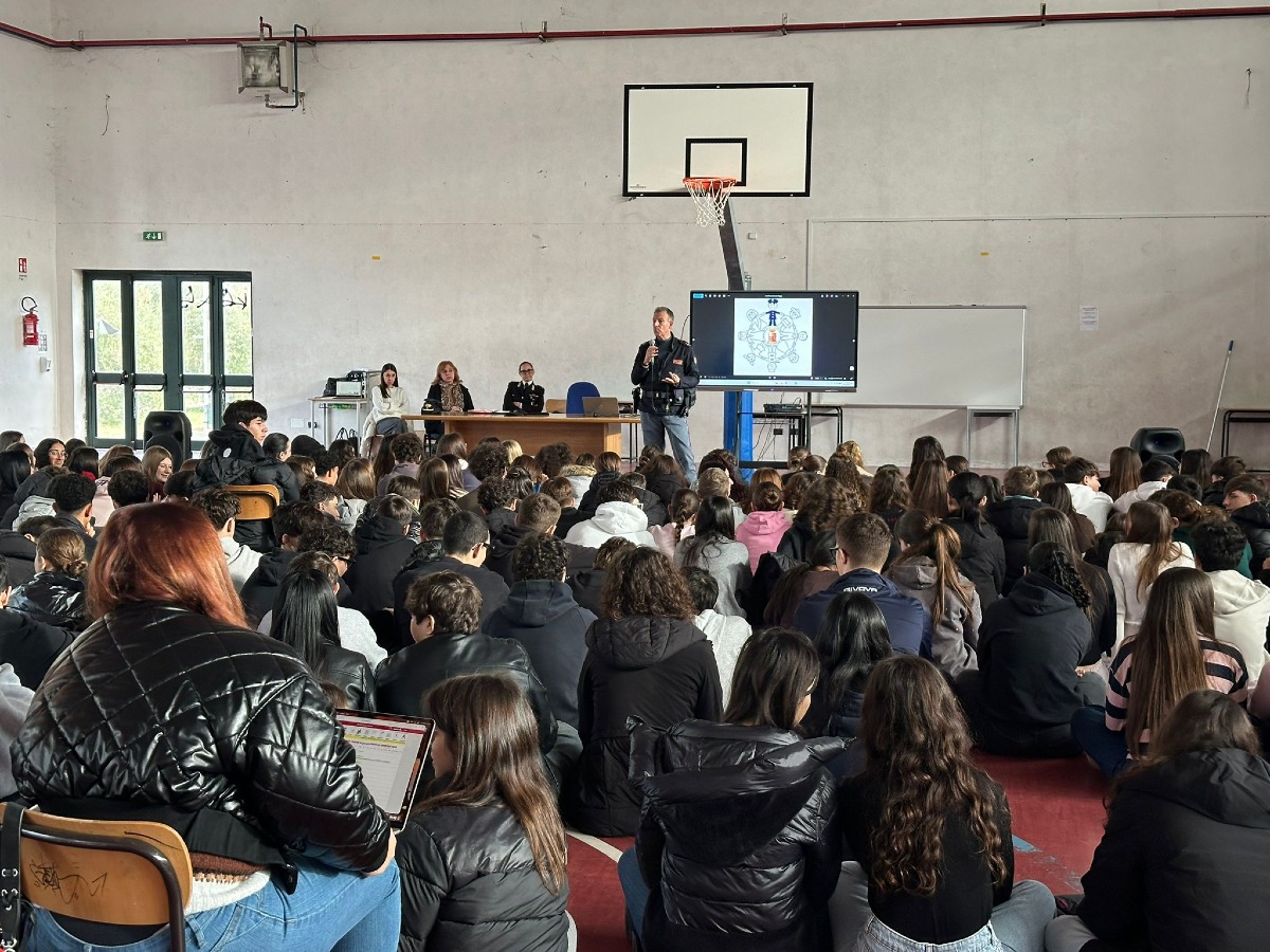 La Polizia di Stato incontra gli studenti di Cori, Aprilia e Sezze  - 