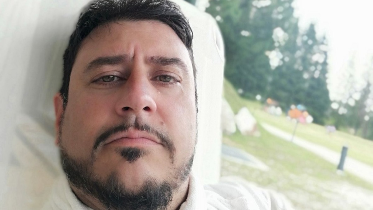 Mortale sulla Pontina, la vittima è il 48enne Alfredo Loreti. E’ caccia al tir che l’ha travolto dopo la caduta dalla moto.