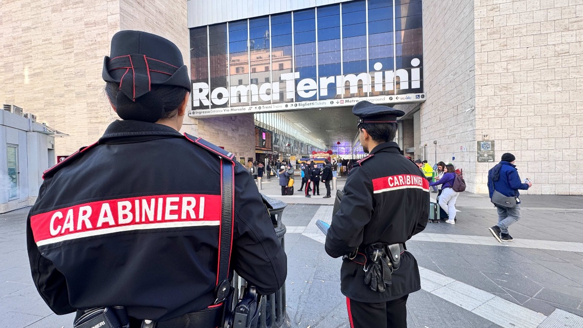 Controlli dei Carabinieri a Roma Termini: sei arresti e 9 denunce. - 