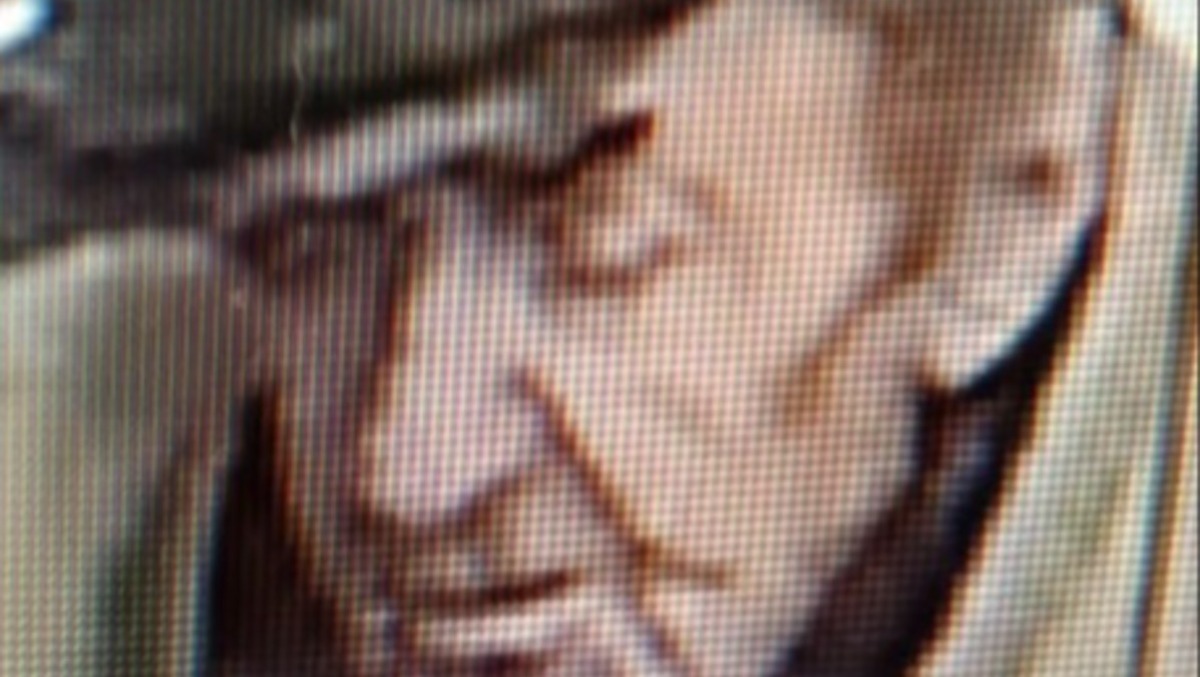 Trovato morto, completamente carbonizzato. I Carabinieri di Pomezia indagano per arrivare all’identificazione. - 