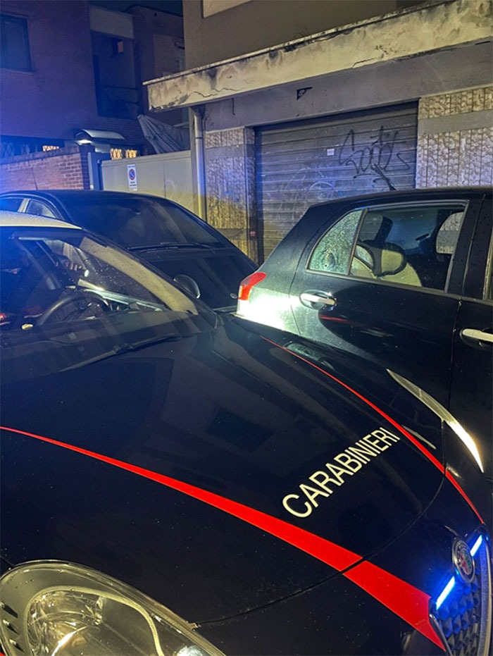 spari in via dei Garofani, ad Aprilia