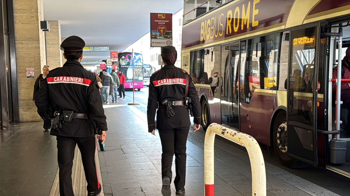 i Carabinieri a Roma Termini