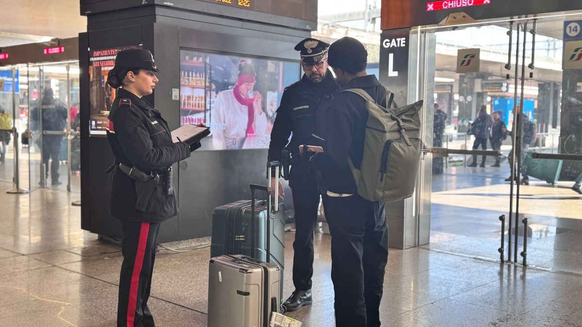 i Carabinieri a Roma Termini