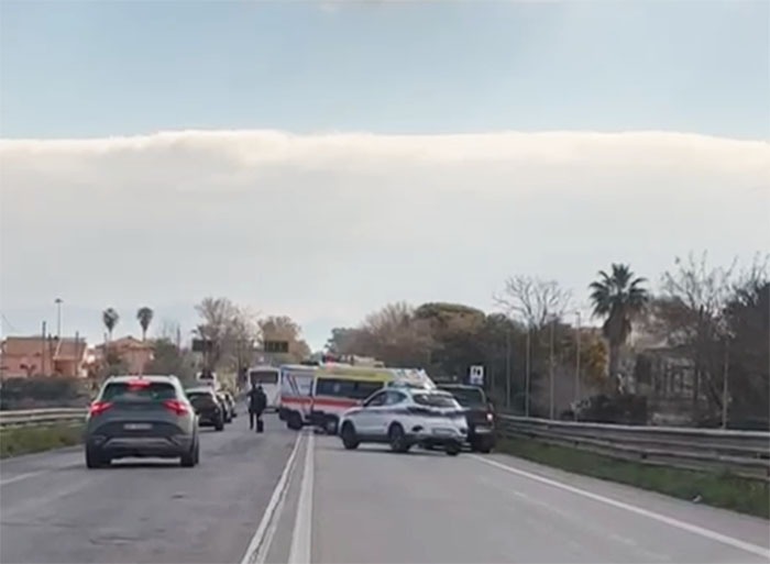incidente sulla Pontina, all'altezza di Borgo Isonzo