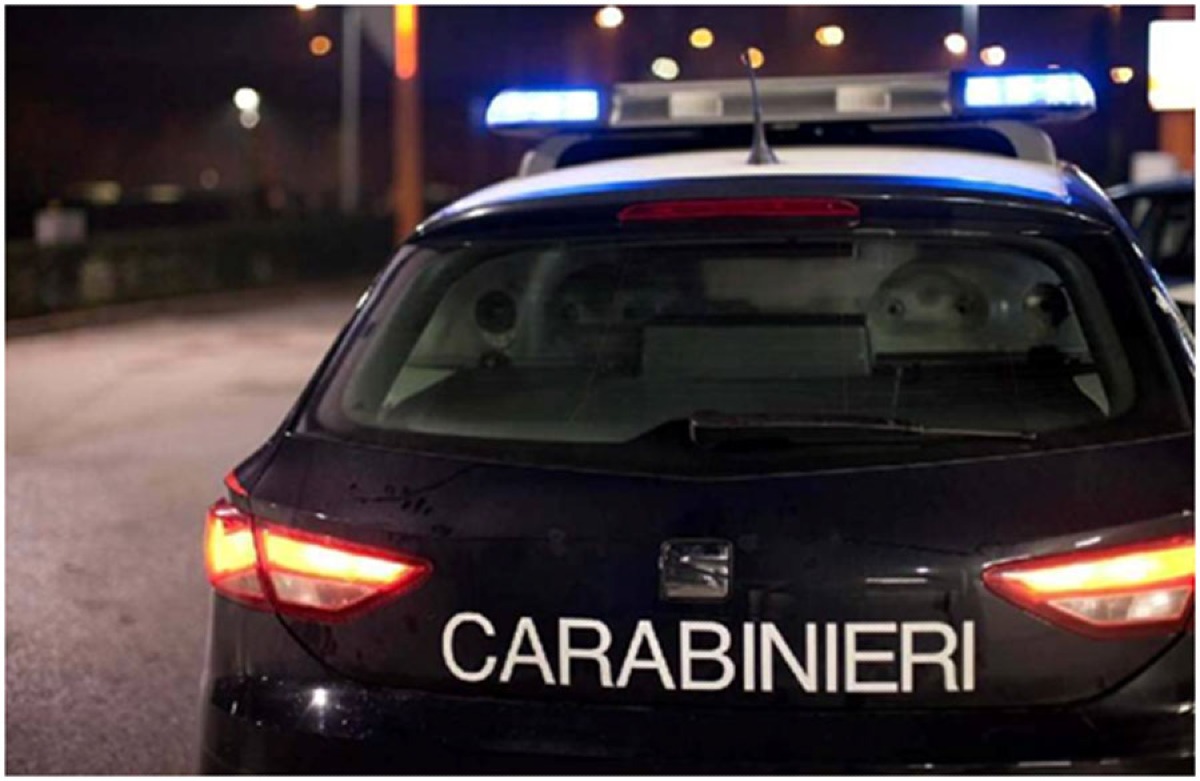 Girava con una pistola a salve carica in auto, 19enne di Latina denunciato - 