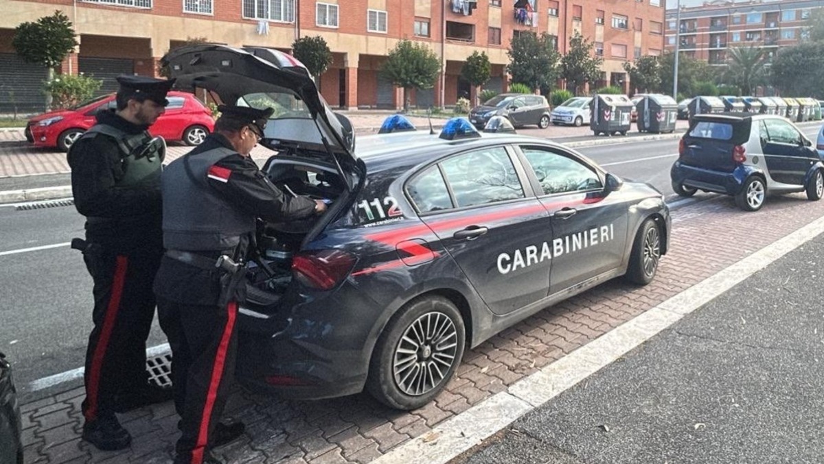 Un "tesoro" della cocaina in auto, i carabinieri di Frascati arrestano 5 persone - 