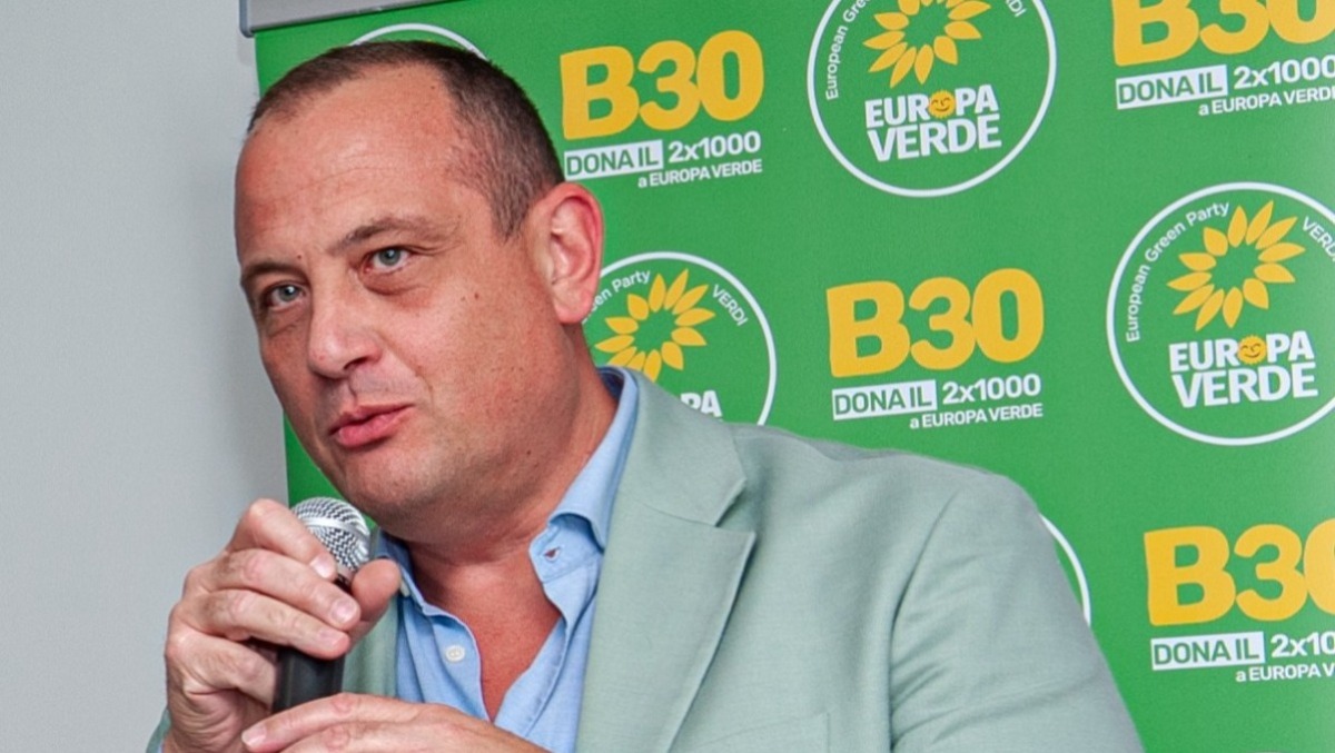 Aprilia - Discarica, "Sorgerà dove morì il padre di Roger Waters. Così si cancella la storia" - 