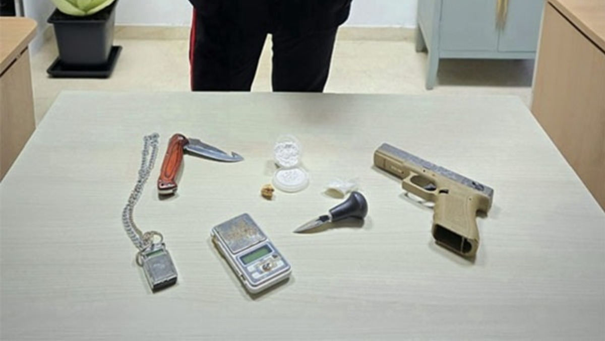 Sezze, due donne sorprese con droga  ed un coltello. - 