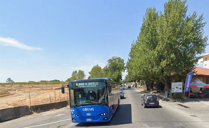 Investimento sulla Nettunense, a Bellavista, al confine tra Aprilia e Lanuvio. - 