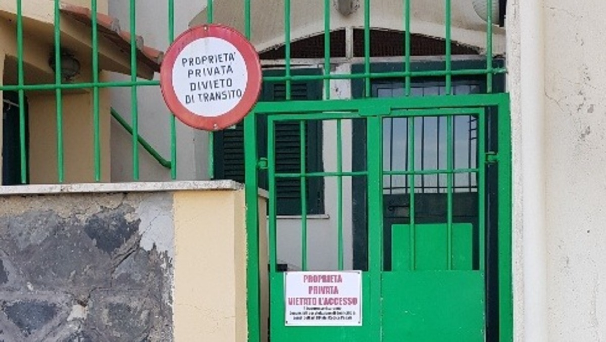 Nettuno, accessi al mare su Via Gramsci: “ripristinare la legalità”. - 