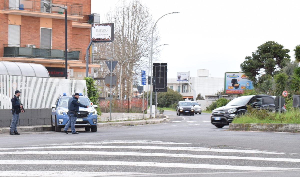 Episodi di microcriminalità a Cisterna: controlli straordinari della Polizia. - 