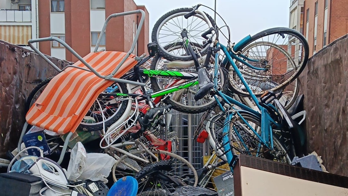 Torna a Cisterna l'isola ecologica: questo sabato in viale delle Province - 