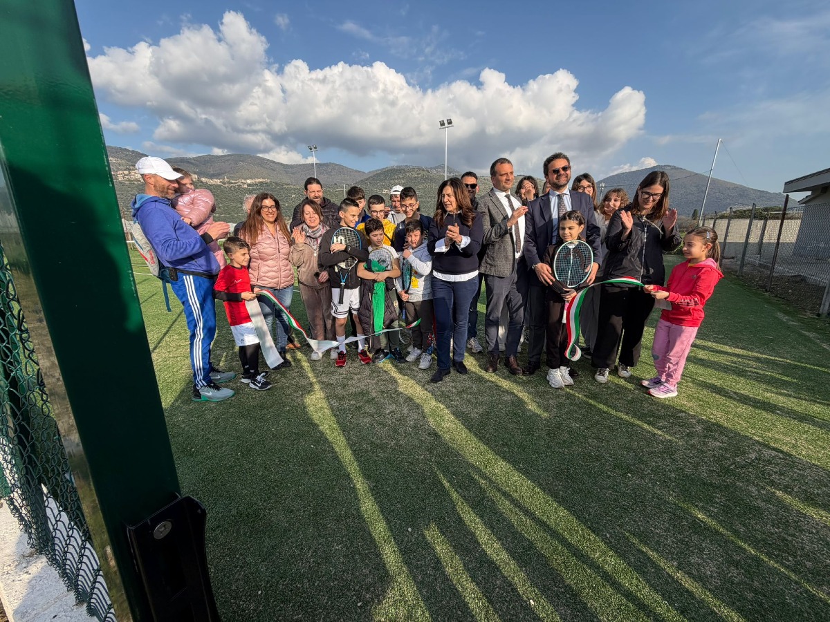 Sermoneta, un nuovo campo da tennis a disposizione delle società sportive. - 