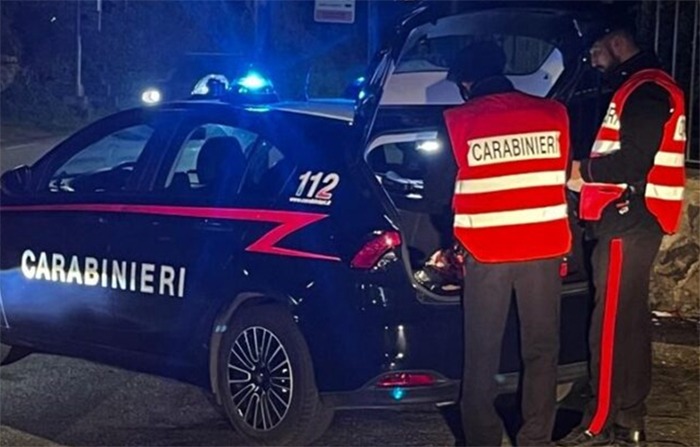 Controlli tra Aprilia e Campoverde: due uomini sorpresi armati in strada. - 