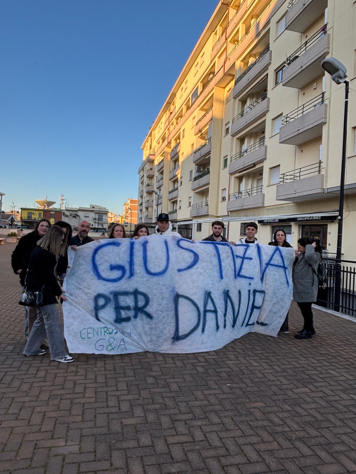Aprilia - In piazza il flash mob per Daniel  - 