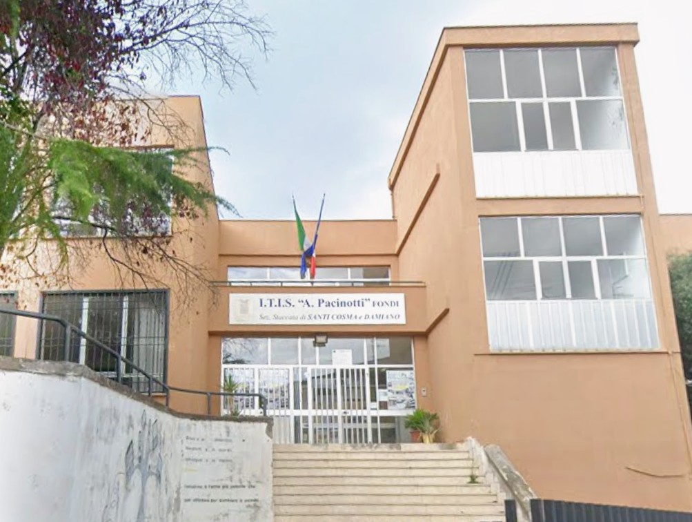 Lavori di manutenzione straordinaria negli istituti scolastici superiori della provincia di Latina. - 